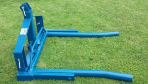 bale_lifter_garden       